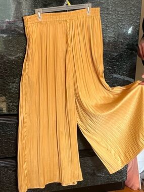 Zara Golden-Mustard Pleated Palazzo Wide-Leg Pants